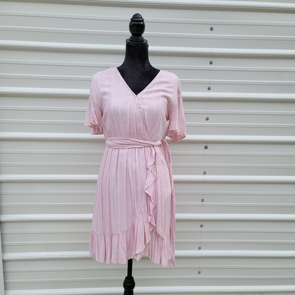 LC Lauren Conrad Belted Flutter Short Sleeve V Neck Pink Striped Dress XS - Picture 1 of 14